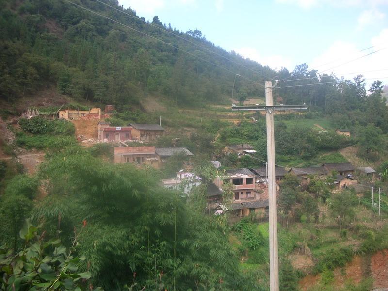 歪那村 歪那村