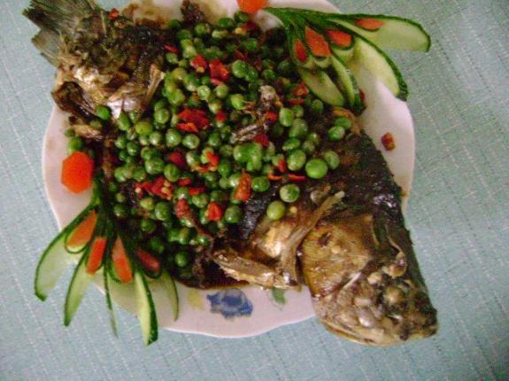 廣豐豌豆燒鯽魚