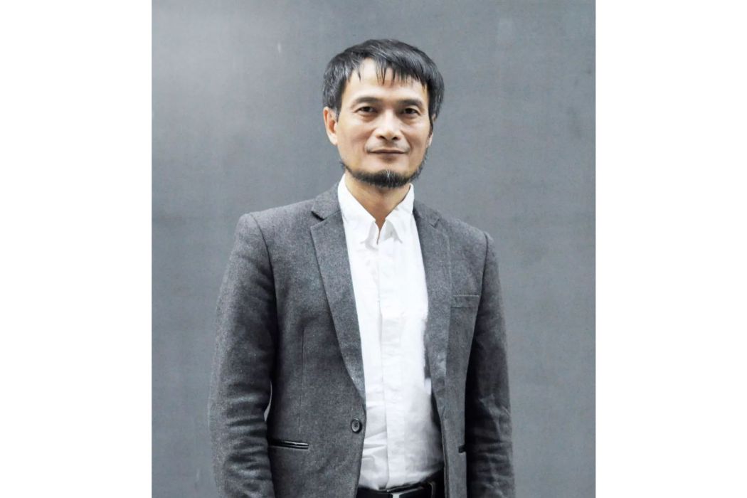 陳向鋒(深圳市鼎典工業產品設計有限公司總經理) 陳向鋒(深圳市鼎典工業產品設計有限公司總經理)
