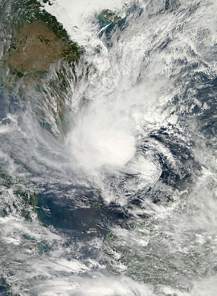 2013年第1號熱帶風暴“清松”衛星雲圖