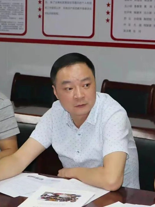 顧俊(江蘇省常州市紅十字會副會長) 顧俊(江蘇省常州市紅十字會副會長)