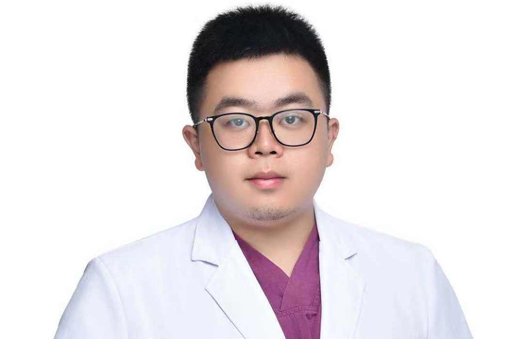 吳昊峰(重慶藝星醫療美容醫院執業醫師) 吳昊峰(重慶藝星醫療美容醫院執業醫師)