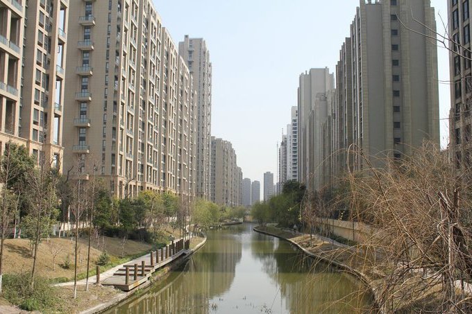 龍湖左岸 龍湖左岸