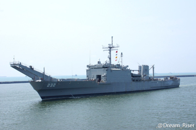 台灣海軍中和號（LST-232）