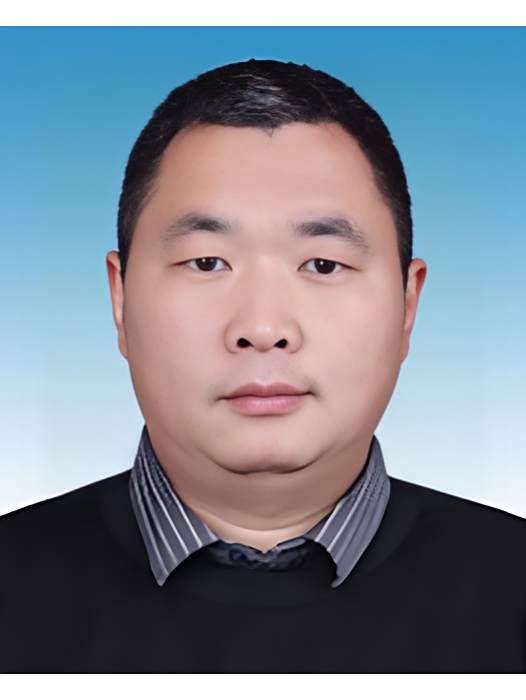 張森(江西省贛州市興國縣瀲江鎮黨委委員、人武部長) 張森(江西省贛州市興國縣瀲江鎮黨委委員、人武部長)