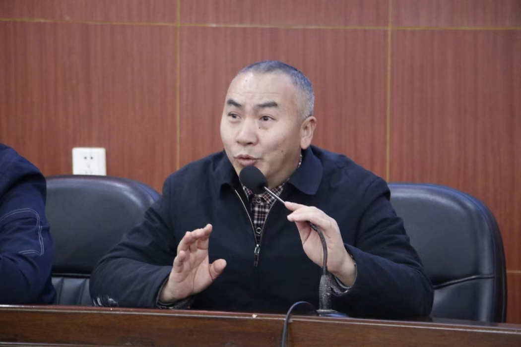 熊利(藺陽中學英語高級教師) 熊利(藺陽中學英語高級教師)