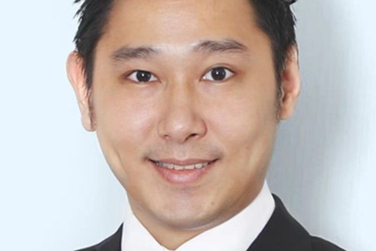 吳旭洋(第十四屆全國政協委員,第十三屆遼寧省政協常委,南華集團控股有限公司聯席行政總裁) 吳旭洋(第十四屆全國政協委員,第十三屆遼寧省政協常委,南華集團控股有限公司聯席行政總裁)