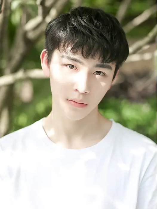 舒瀚(中國內地男演員) 舒瀚(中國內地男演員)
