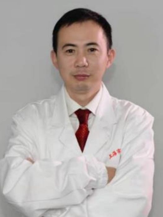 車濤(上海中醫醫院骨傷科主任醫師) 車濤(上海中醫醫院骨傷科主任醫師)