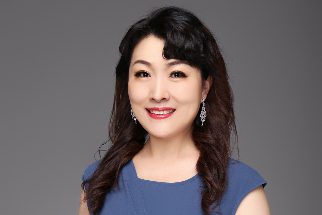 周原(中國歌劇舞劇院青年次女高音歌唱家) 周原(中國歌劇舞劇院青年次女高音歌唱家)