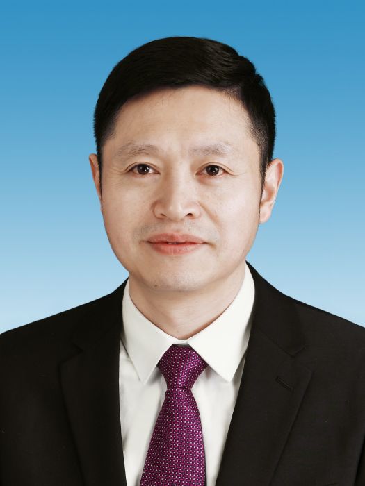 王建華(重慶市忠縣縣委常委，縣政府副縣長)