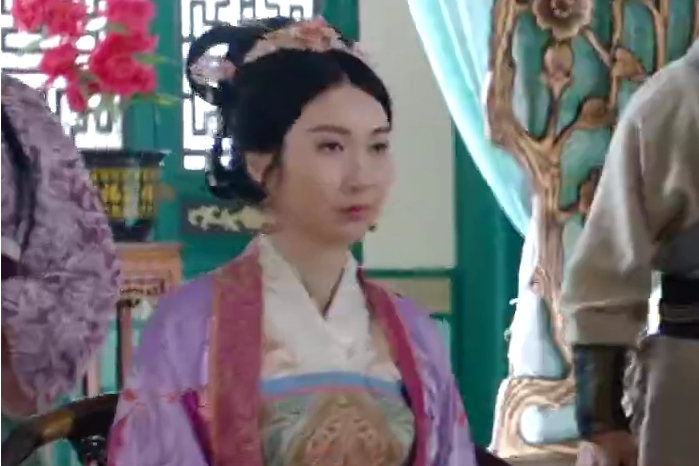 任璇璣