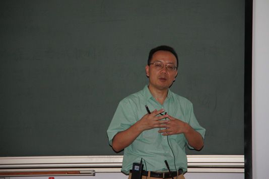 張增輝(紐約大學、南京大學教授) 張增輝(紐約大學、南京大學教授)