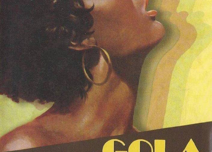 Gola profonda nera Gola profonda nera
