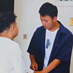 駱權 駱權