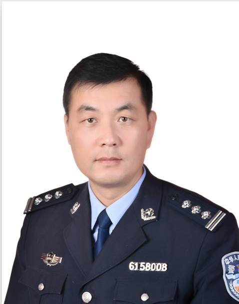 郭玉平(延安市司法局黨組成員、副局長) 郭玉平(延安市司法局黨組成員、副局長)