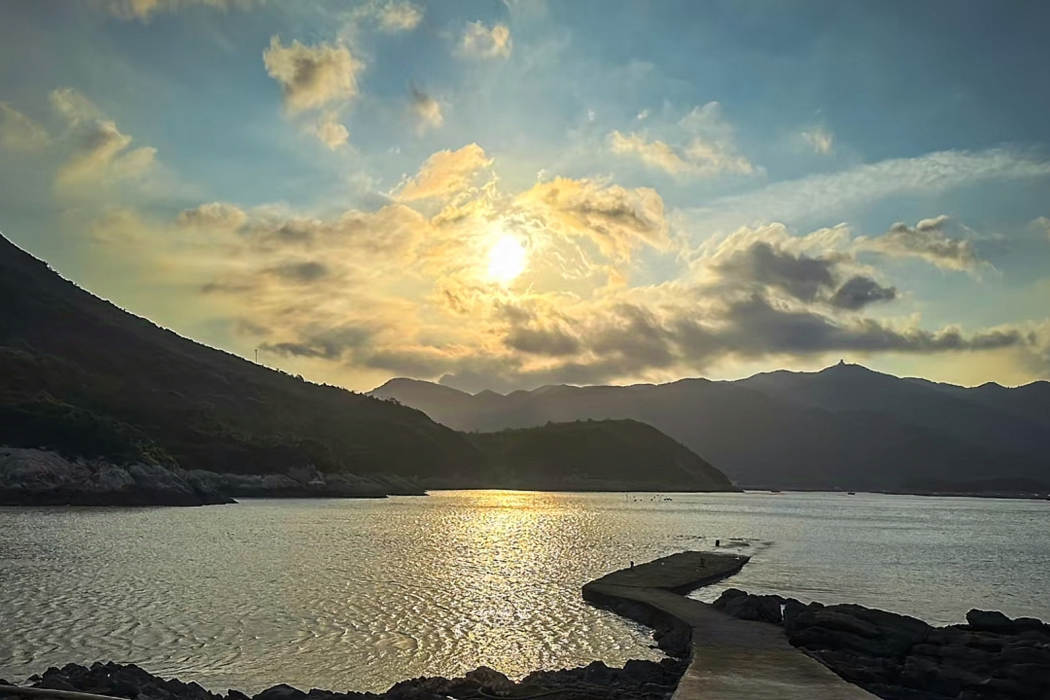烽火村(福建省寧德市霞浦縣三沙鎮下轄村) 烽火村(福建省寧德市霞浦縣三沙鎮下轄村)