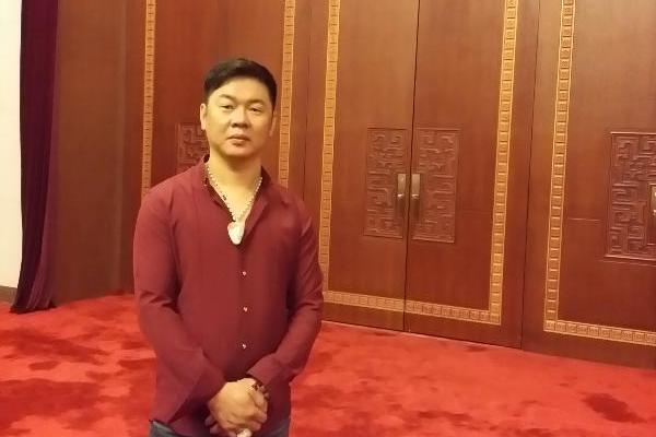 李泓甫 李泓甫