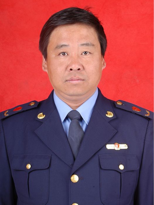 王懷東(山西省晉中市昔陽縣市場監管局黨組成員、副局長) 王懷東(山西省晉中市昔陽縣市場監管局黨組成員、副局長)
