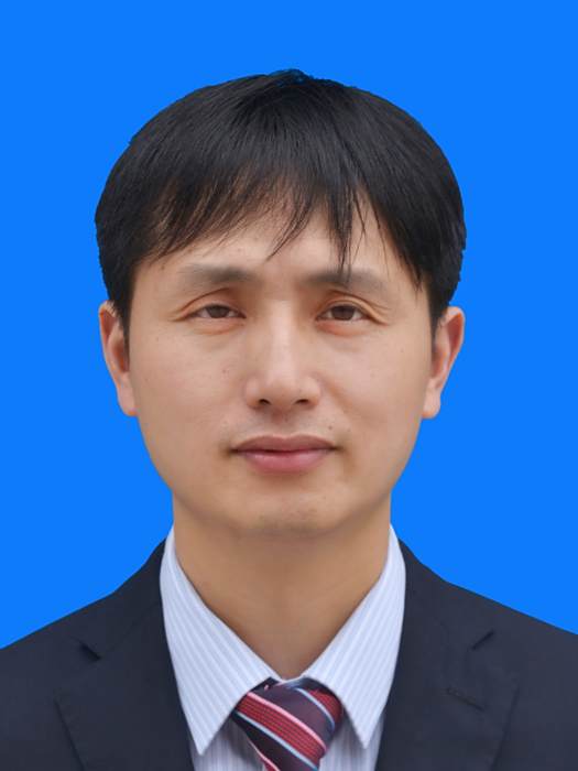 陳興(貴州省銅仁市醫療保障局黨組成員、副局長) 陳興(貴州省銅仁市醫療保障局黨組成員、副局長)