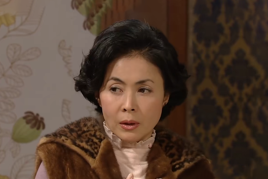 白美人(電視劇《妻子的誘惑》中的角色) 白美人(電視劇《妻子的誘惑》中的角色)