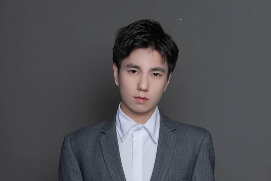 王小翔 王小翔