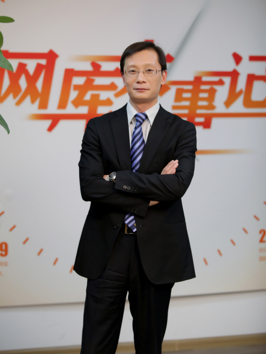 康海東(現任中國網庫客服中心總經理) 康海東(現任中國網庫客服中心總經理)