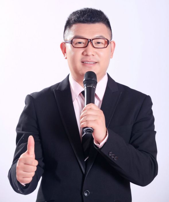 龔洲 龔洲
