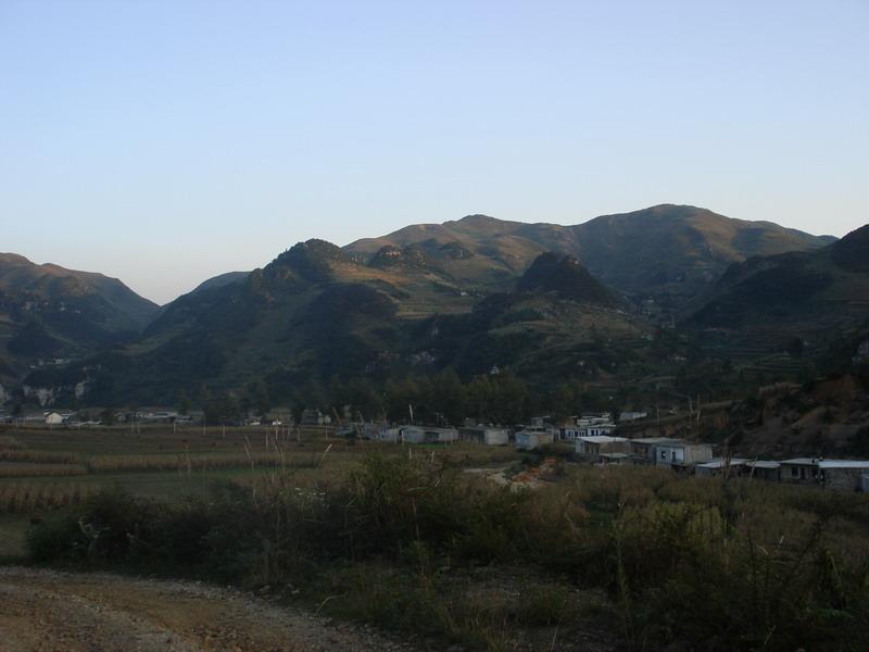 管壩村(雲南省昭通市彝良縣樹林鄉下轄村) 管壩村(雲南省昭通市彝良縣樹林鄉下轄村)