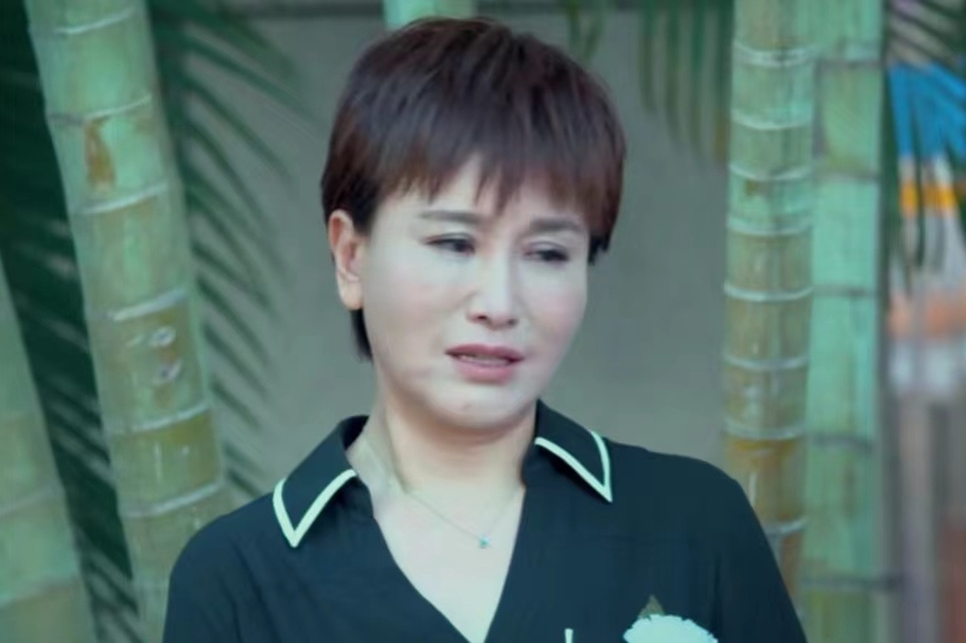 張英(刑偵劇《追捕者》中的角色) 張英(刑偵劇《追捕者》中的角色)