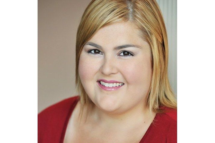 Lindsay Hollister Lindsay Hollister