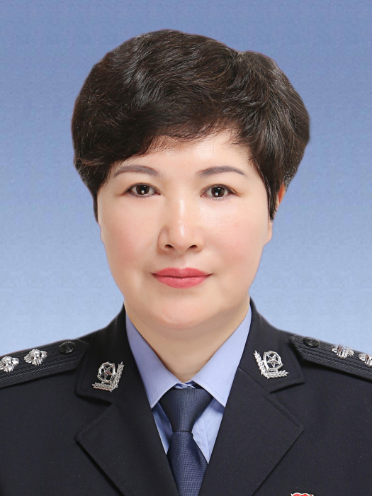 徐彩雲(河南省周口市扶溝縣人民政府副縣長,縣公安局黨委書記、局長) 徐彩雲(河南省周口市扶溝縣人民政府副縣長,縣公安局黨委書記、局長)
