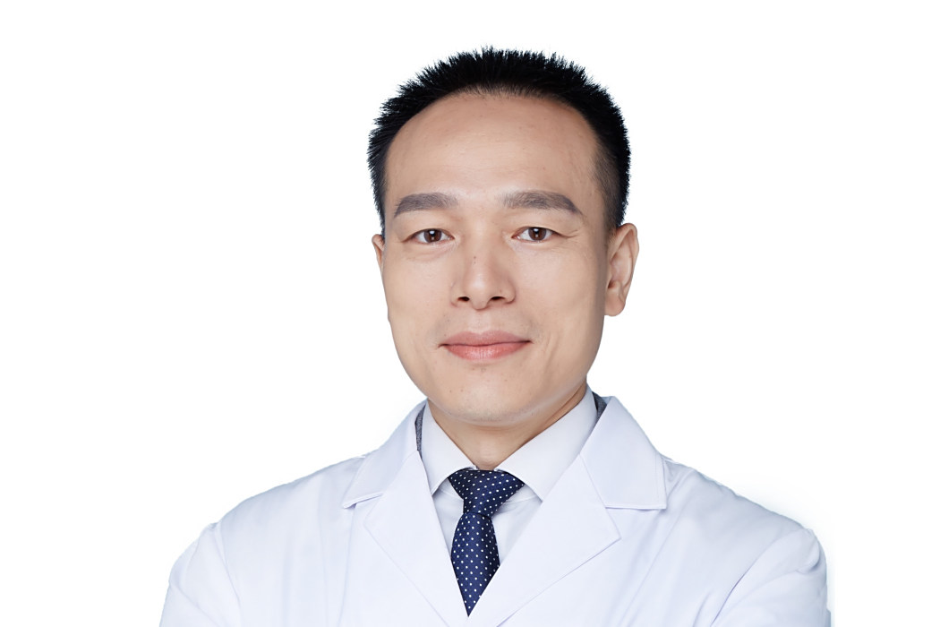 李劍華(廣州愛爾眼科醫院視光與近視防控科主任)