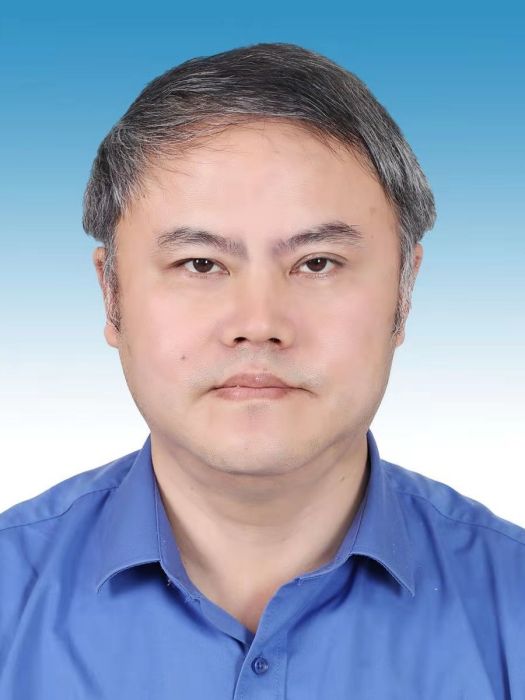 劉洪(廣西梧州市城市管監督局黨組成員、總工程師) 劉洪(廣西梧州市城市管監督局黨組成員、總工程師)