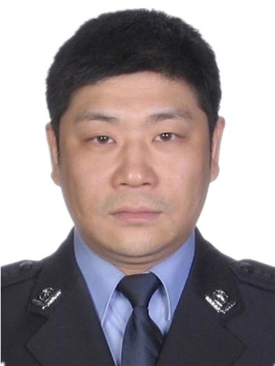 張皓(溫州市鹿城區公安分局黨委副書記、常務副局長) 張皓(溫州市鹿城區公安分局黨委副書記、常務副局長)