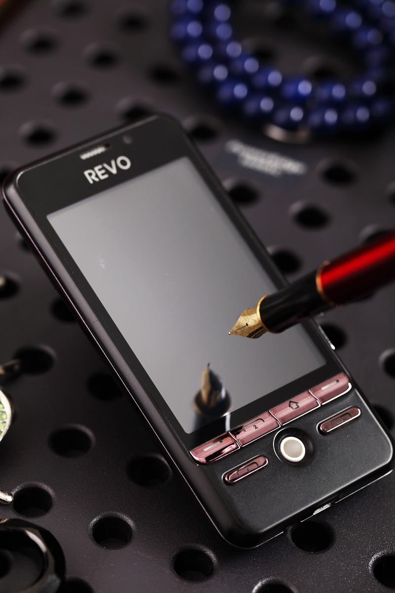 REVO RV008(七喜差異化系列手機)