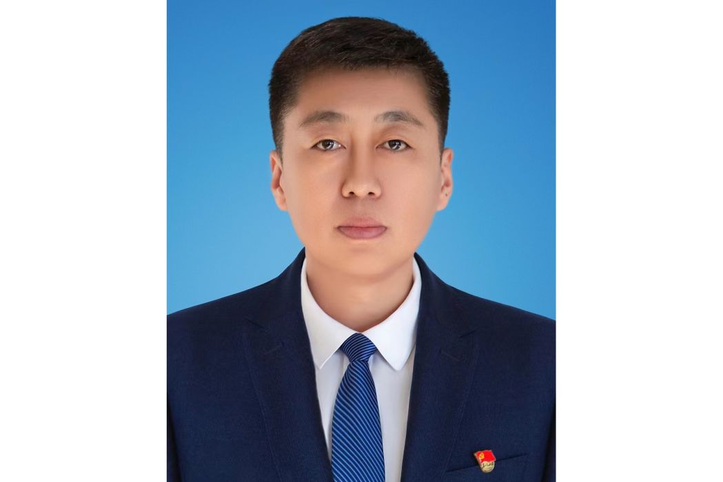 張柯(遼寧省錦州市義縣人民政府副縣長,縣公安局黨委書記、局長) 張柯(遼寧省錦州市義縣人民政府副縣長,縣公安局黨委書記、局長)