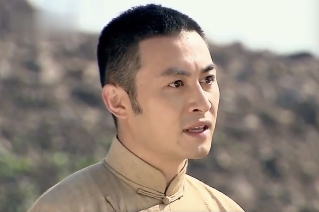朱梅(電視劇《第九個寡婦》中的角色) 朱梅(電視劇《第九個寡婦》中的角色)