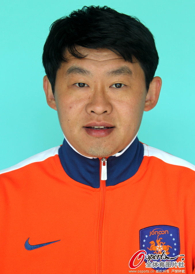 孫新波(1981年生足球教練)