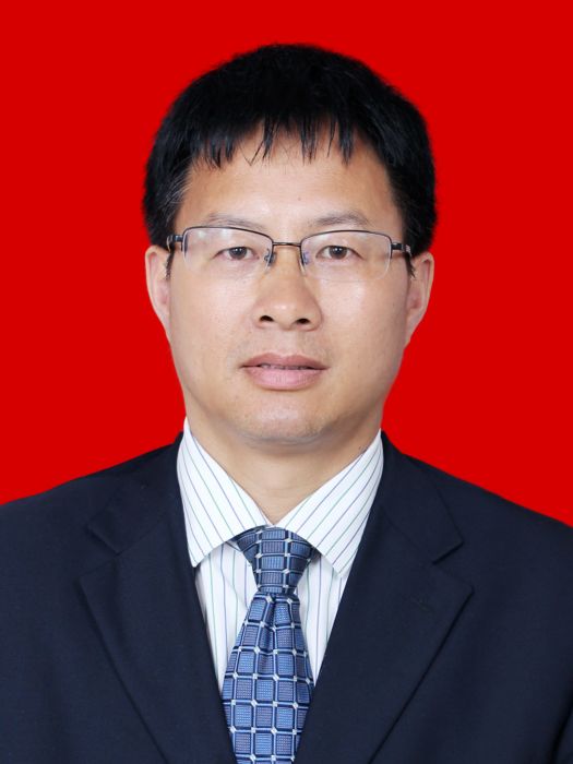 張厚德(中共重慶市榮昌區新區建設工作委員會委員、管委會副主任) 張厚德(中共重慶市榮昌區新區建設工作委員會委員、管委會副主任)