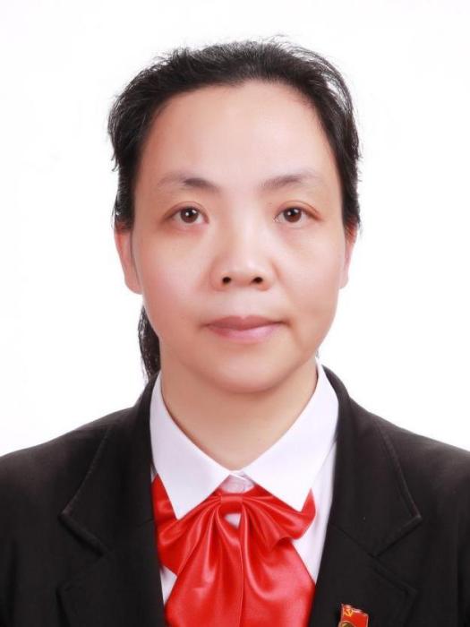 劉麗華(江西省吉安市吉水縣司法局黨組成員、政治部主任) 劉麗華(江西省吉安市吉水縣司法局黨組成員、政治部主任)
