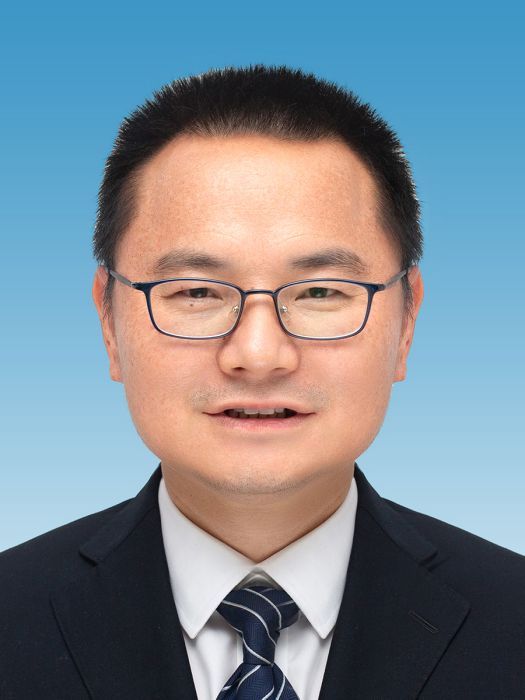 李松林(楚雄州勞動人事爭議仲裁院院長) 李松林(楚雄州勞動人事爭議仲裁院院長)