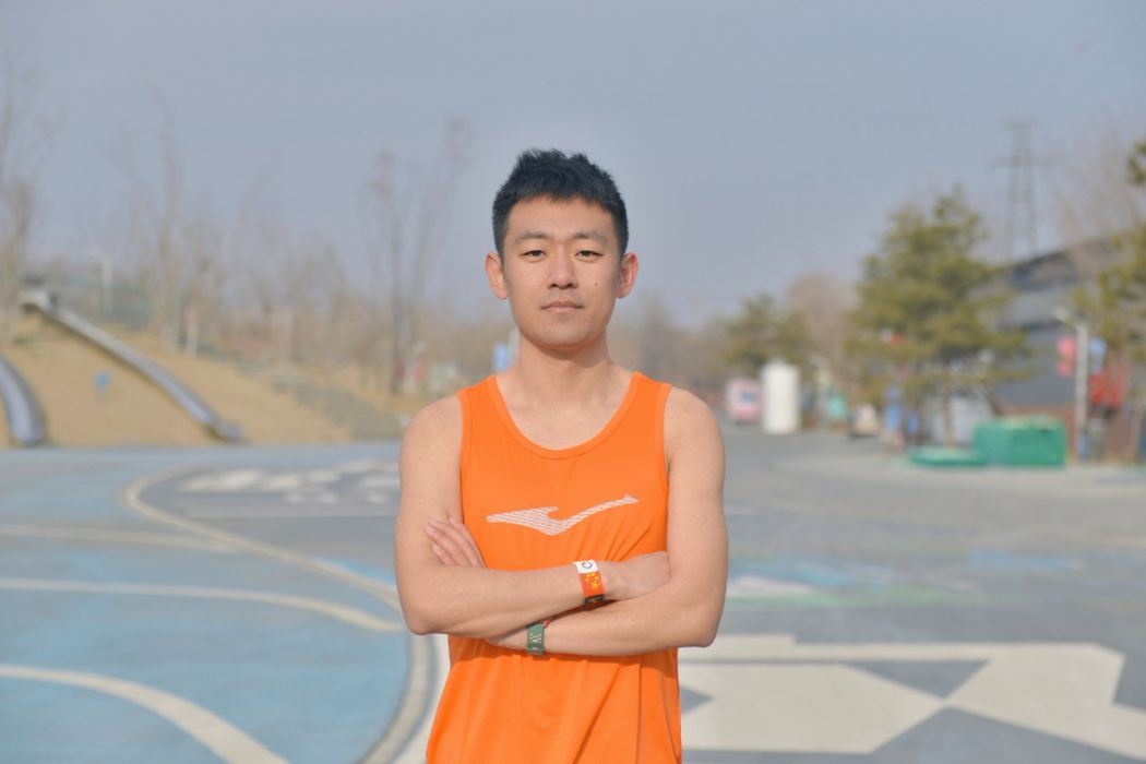 郭威(中國馬拉松運動員) 郭威(中國馬拉松運動員)