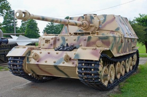 象式坦克殲擊車(斐迪南（“斐迪南”式坦克殲擊車）)