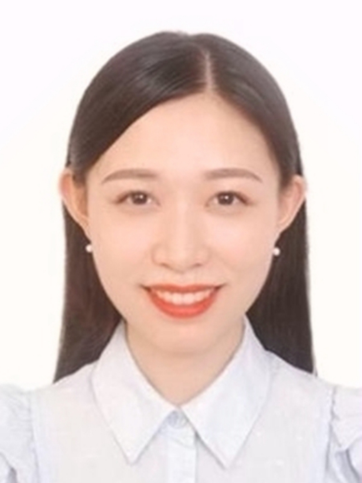 楊榮敏(四川音樂學院民族聲樂系碩士研究生) 楊榮敏(四川音樂學院民族聲樂系碩士研究生)