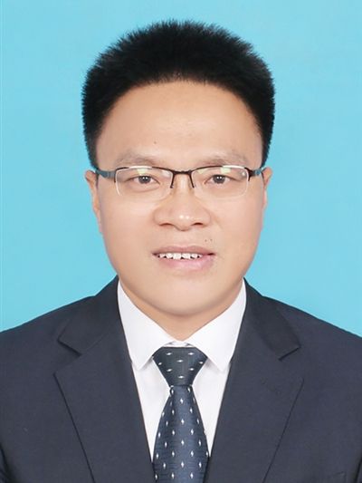 王志平(內蒙古巴彥淖爾市委常委、臨河區委書記) 王志平(內蒙古巴彥淖爾市委常委、臨河區委書記)
