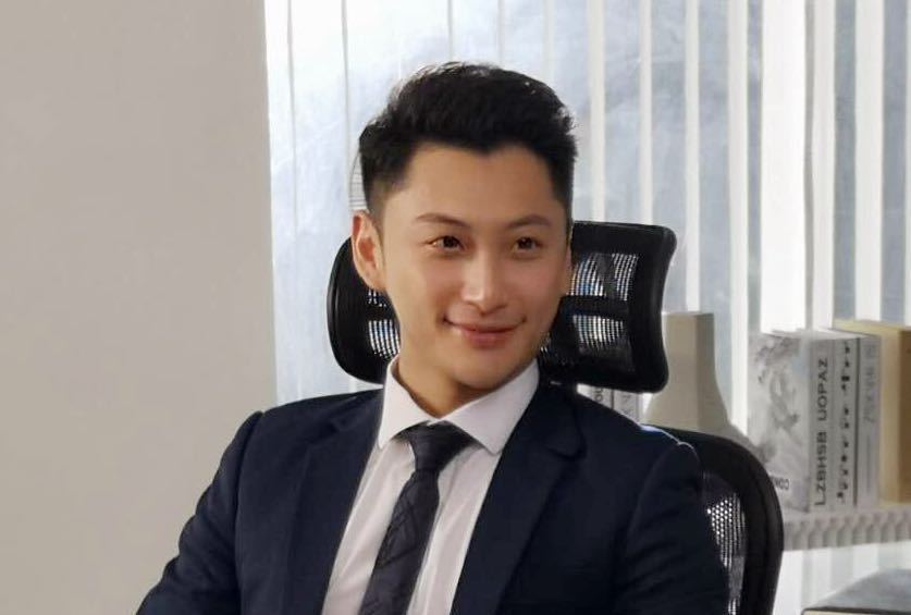 劉德俊(車手、鴻基環球集團董事長) 劉德俊(車手、鴻基環球集團董事長)