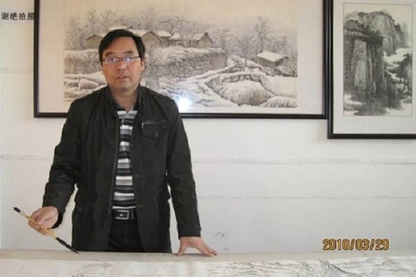 何東林(甘肅省美術家協會會員,中國傳媒大學民間文化研究創作室研究員,北京畫院郭寶君工作室山水畫家) 何東林(甘肅省美術家協會會員,中國傳媒大學民間文化研究創作室研究員,北京畫院郭寶君工作室山水畫家)