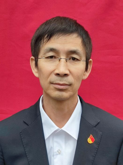 王國生(山西省介休市交通運輸局二級主任科員) 王國生(山西省介休市交通運輸局二級主任科員)