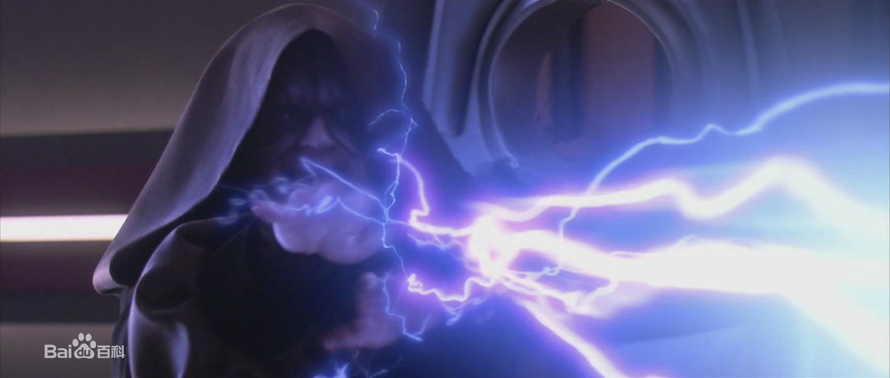 在電影《星球大戰3：西斯的復仇》中，帕爾帕廷電擊尤達